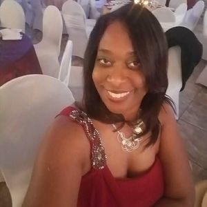 Meet your Posher, Demetrice